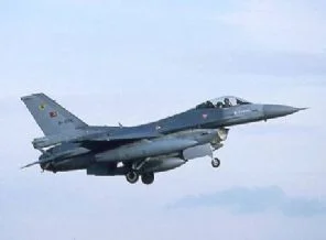 Türk F-16'ları Şam'a giden uçağı indirdi