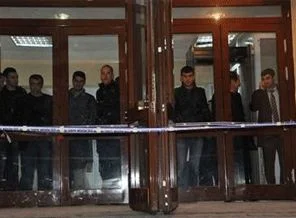 Yine içerde kaldılar