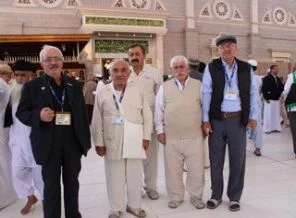 Lise öğrencisi pencereye çıkarak intihar etmek istedi