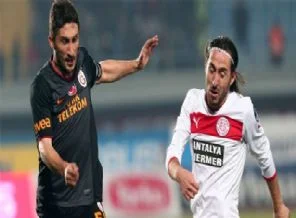 Aslan'a Antalya darbesi