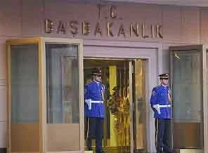 Başbakanlık binasına sürpriz ziyaret