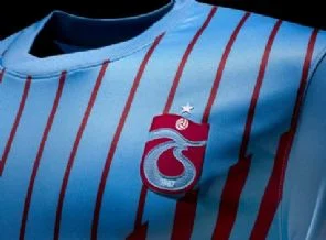 Bordo Mavililerin yeni transferi Trabzon'a geldi