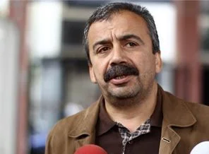 'CHP ile AKP 7 dakikada affetti'