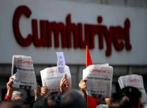 Cumhuriyet gazetesi tüm arşivini siliyor