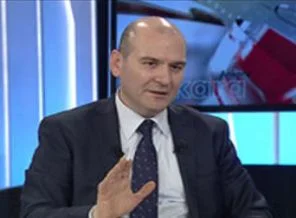 Derin yapı sahip değiştirdi!