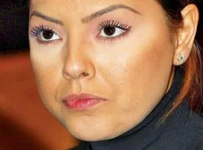 Ebru Gündeş eşinden para sızdırmış