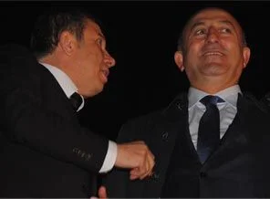 Efsane golcü, Ak Parti için oy istedi!