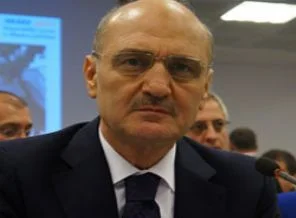 Erdoğan Bayraktar'ın özrüne hükümetten ilk tepki