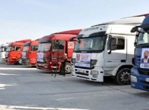 İHH'dan 3 yılda 2 bin 100 tırlık yardım
