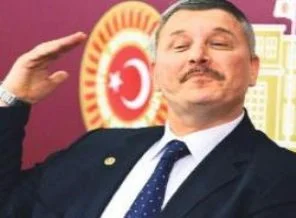 Koltuk krizinin arkasındaki gerçeği açıkladı