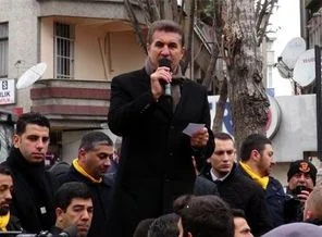 'Liderlik araştırmasında Sarıgül, başbakanı yakalamış'