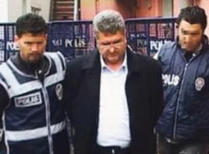 Paralel örgütten Albay'a ahlaksız montaj!
