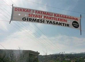 Partilere böyle protesto görülmedi!