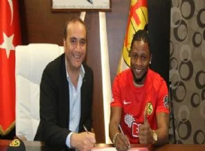 Raheem Lawal Eskişehirspor'da