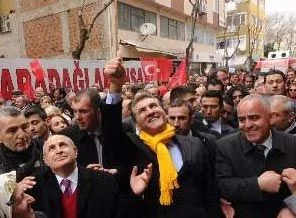 Sarıgül: Bana tenekeden teyyare derlerdi