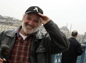 Savaş Ay tüm mirasını...