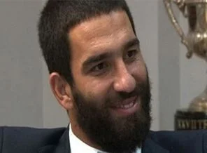 Spikerin 'Türk futbolcuları kilolu' sözlerine Arda'dan ters köşe