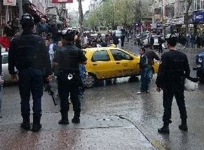 Sultangazi'de silahlı çatışma!