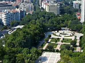 Taksim Gezi Parkı yeniden halka açıldı