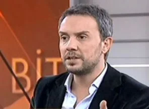 'Tekerrür eden tarih değil aptallığınız!'