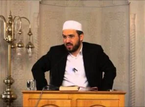 Türkiye'de 'Cuma' namazı kılınmaz diyenlere 'Hoca'dan cevap! - Video