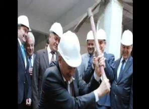 Yıldırım İzmir'e ilk kazmayı vurdu