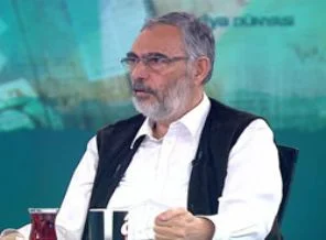 Zaman yazarından cemaate eleştiri