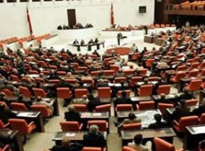 4 eski bakanla ilgili soruşturma önergesi TBMM'de