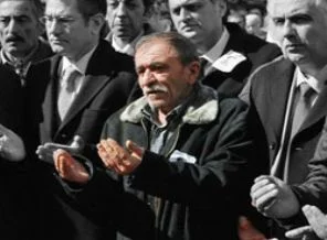 Acılı babadan metanetli duruş!