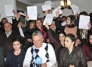 AK Parti'den istifa ederek MHP'ye geçtiler
