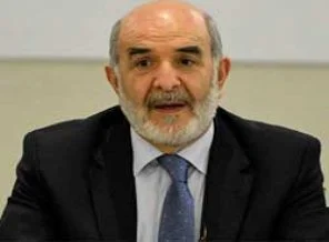 Ak Parti'ye karşı elmalar armutlar