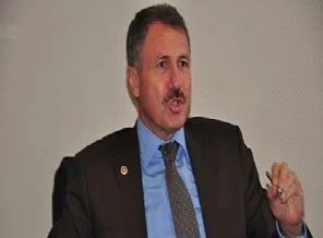 AK Partili Özdağ'dan Gülen'e Humeyni ve Hitler yakıştırması