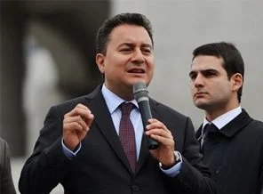 Babacan: Çok uyanık olmalıyız