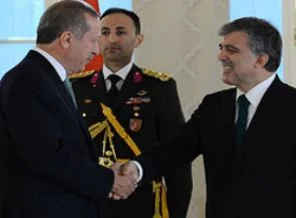 Başbakan Erdoğan köşke çıkıyor