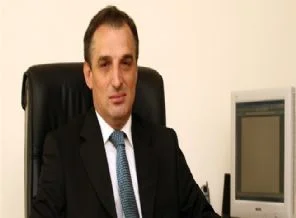 Başbakan Karaalioğlu'na fena kızdı: Korkma örgüt de!