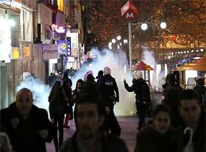 Berkin eylemlerinde 102 kişi gözaltında