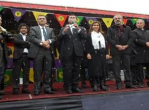 'Biber gazından başka gaz geldi mi?'