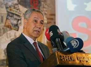 Bülent Arınç: Sırrı'ya kaldıysak yandık