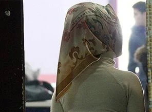 Cemaat, 'AK Partili' diye kapıyı gösterdi