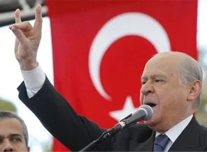 Devlet Bahçeli: 3 hilale vurun