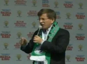 Erdoğansız ilk il mitingi / Davutoğlu konuştu