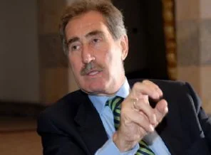Ertuğrul Günay istifa eden vekillerle yeni parti kuruyor!