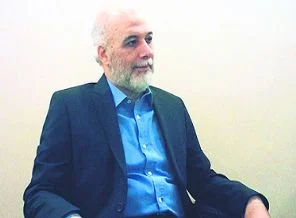 Gülen'in yakın isminden bomba cemaat iddiası