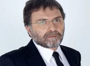 Hakan: Ne var o hareketi yapmakta