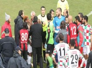 Hakem ile ilgili şok küfür iddiası