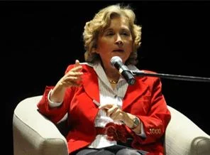 Ilıcak'tan AK Partililere 'kucak' tweet'i