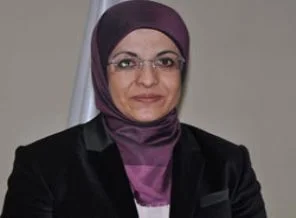 İlk başörtülü belediye başkanı