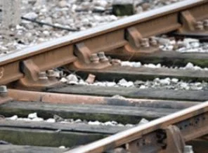 İzmir'de feci tren kazası