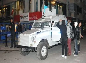 İzmir'de gözaltına alınan 2 kadın serbest