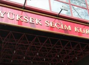 Kamuoyu araştırmaları kanalları yaktı